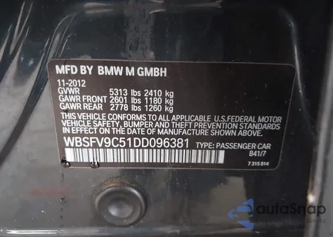 2013 BMW M5 from USA, damaged, VIN WBSFV9C51DD096381